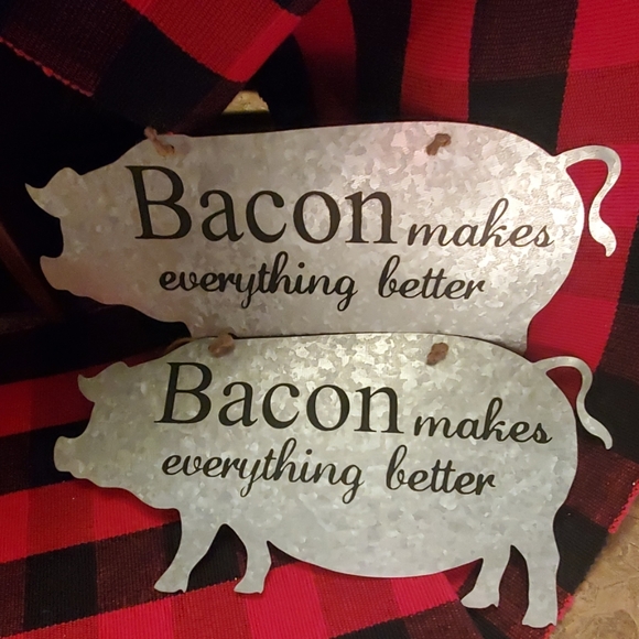 Other - Metal Pig Sign 🐷 priced per each